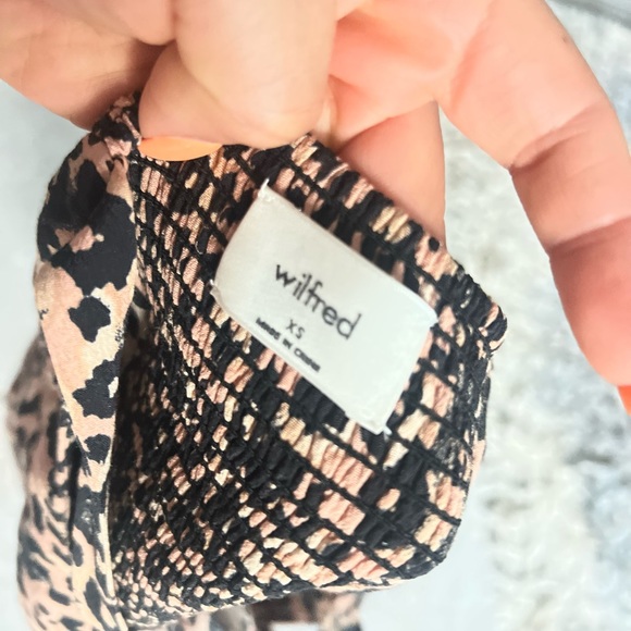 Aritzia Wilfred leopard Top - Picture 3 of 3